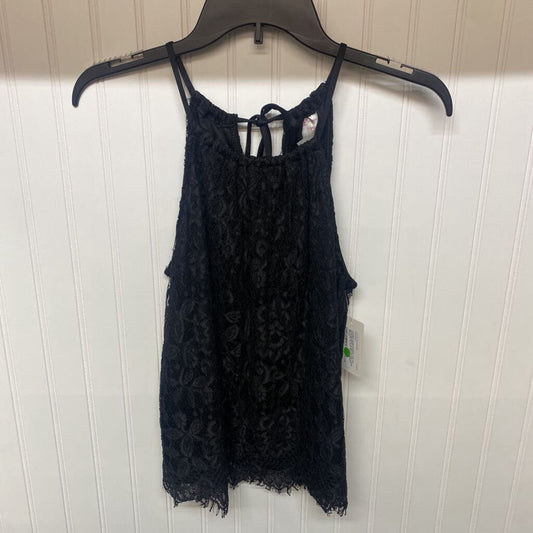 SLEEVELESS LACE BLOUSE