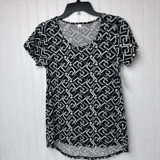 SHORT SLEEVE PRINTED TOP