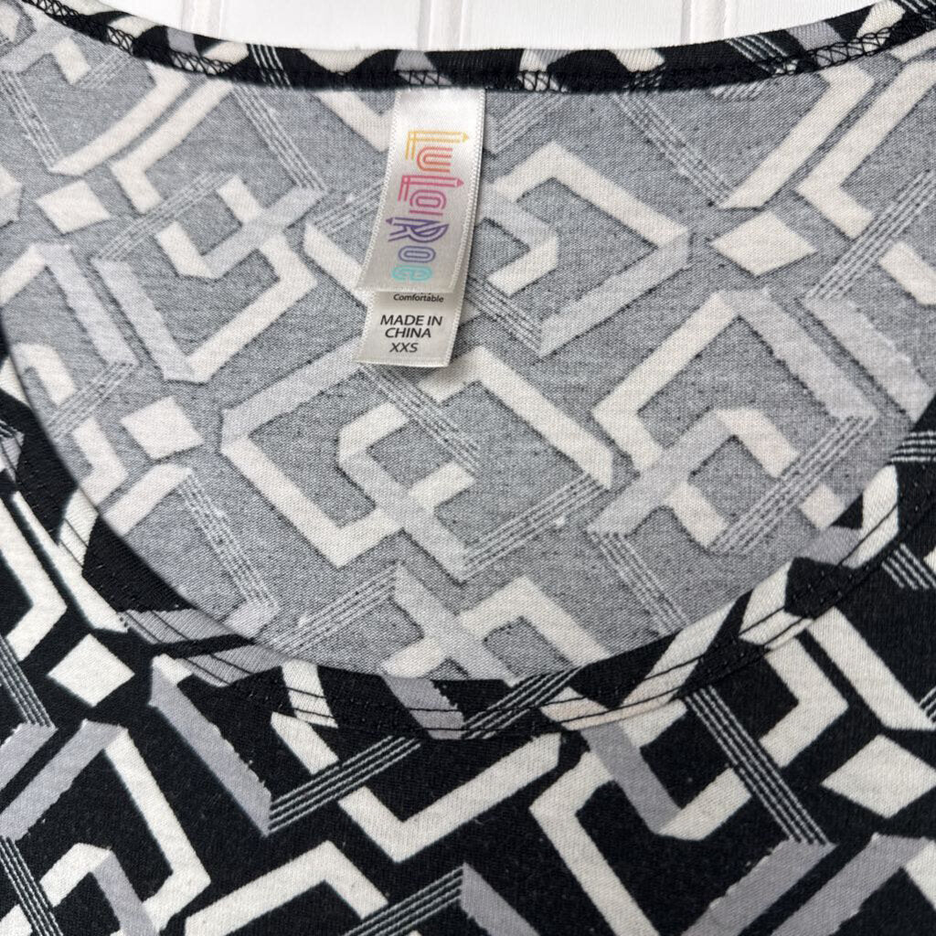 SHORT SLEEVE PRINTED TOP