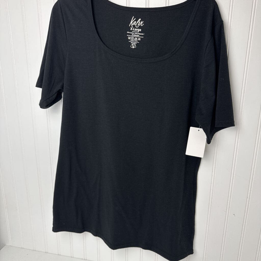 SCOOP NECK SHORT SLEEVED