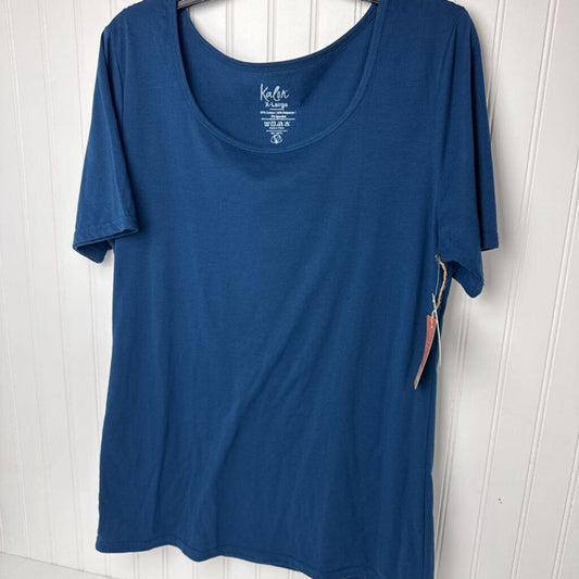 SCOOP NECK SHORT SLEEVED