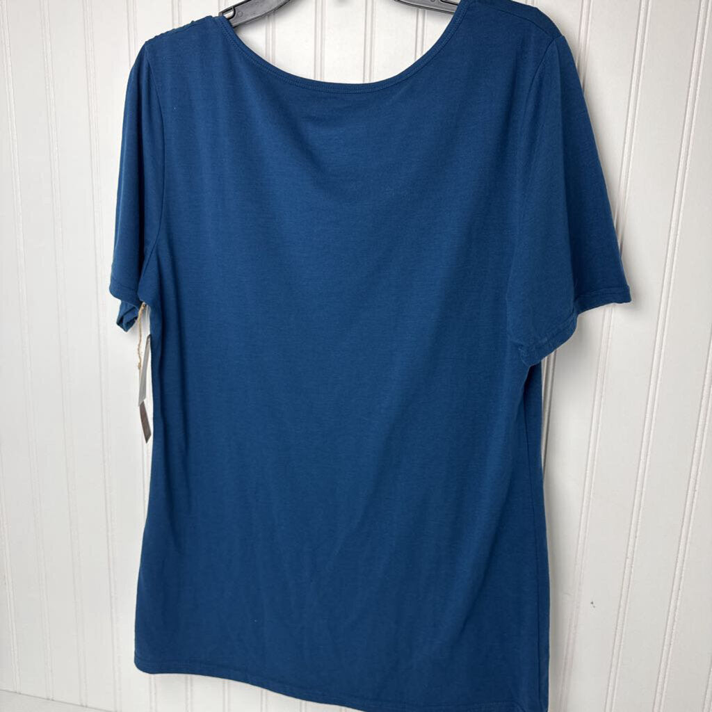 SCOOP NECK SHORT SLEEVED