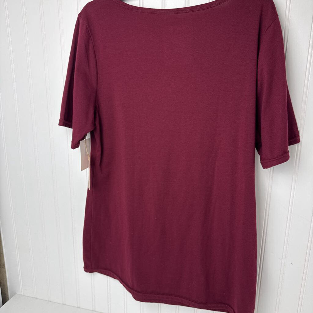 SCOOP NECK SHORT SLEEVED