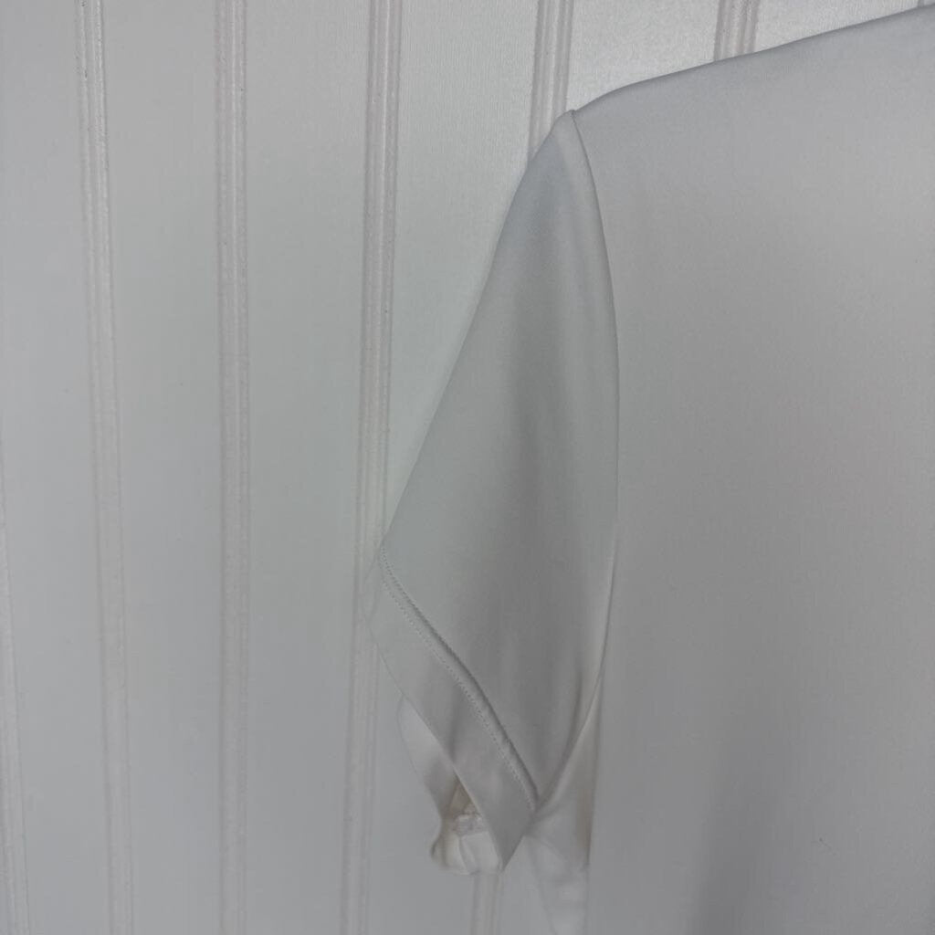BASIC SHORT SLEEVE WHITE TOP