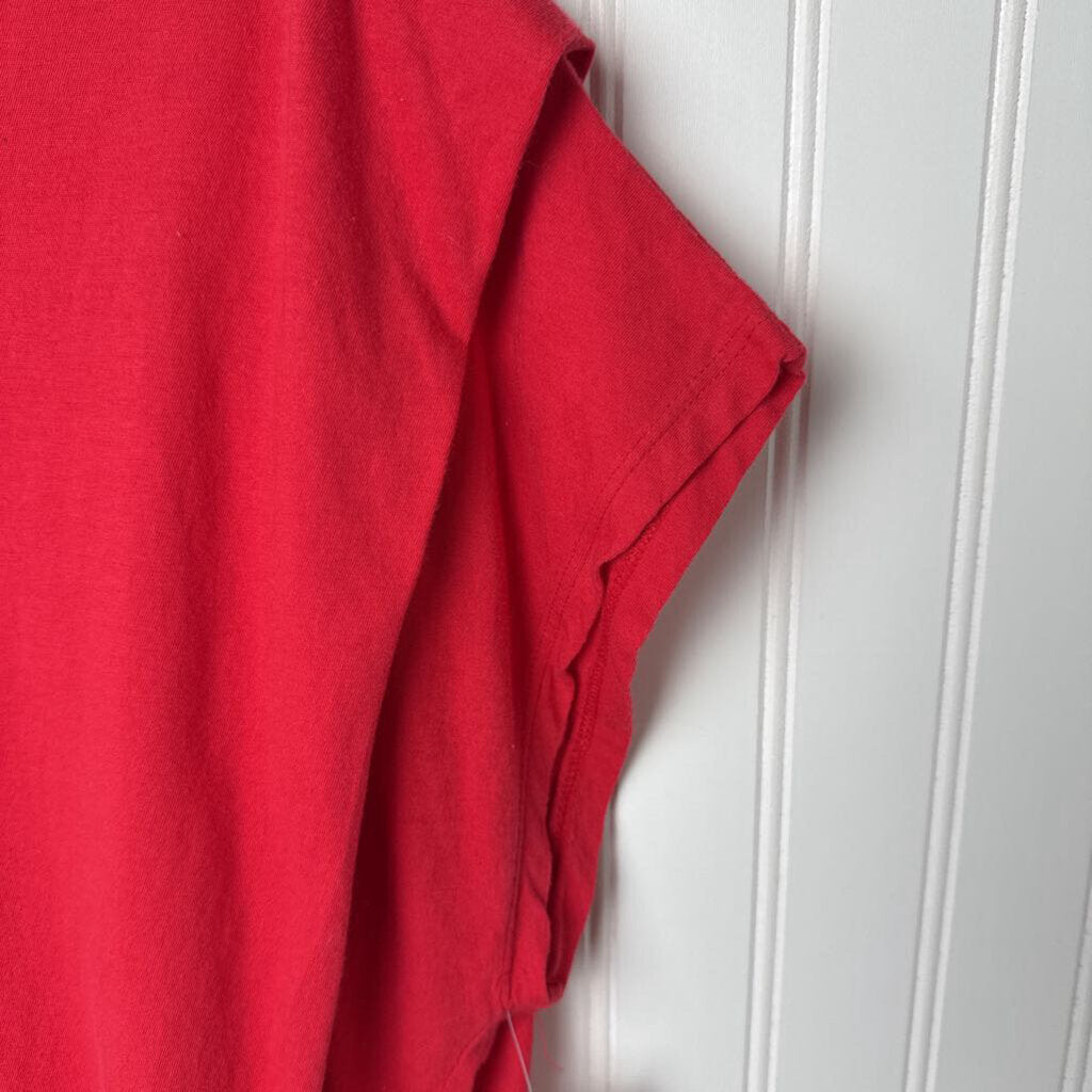 BASIC SLEEVELESS TOP