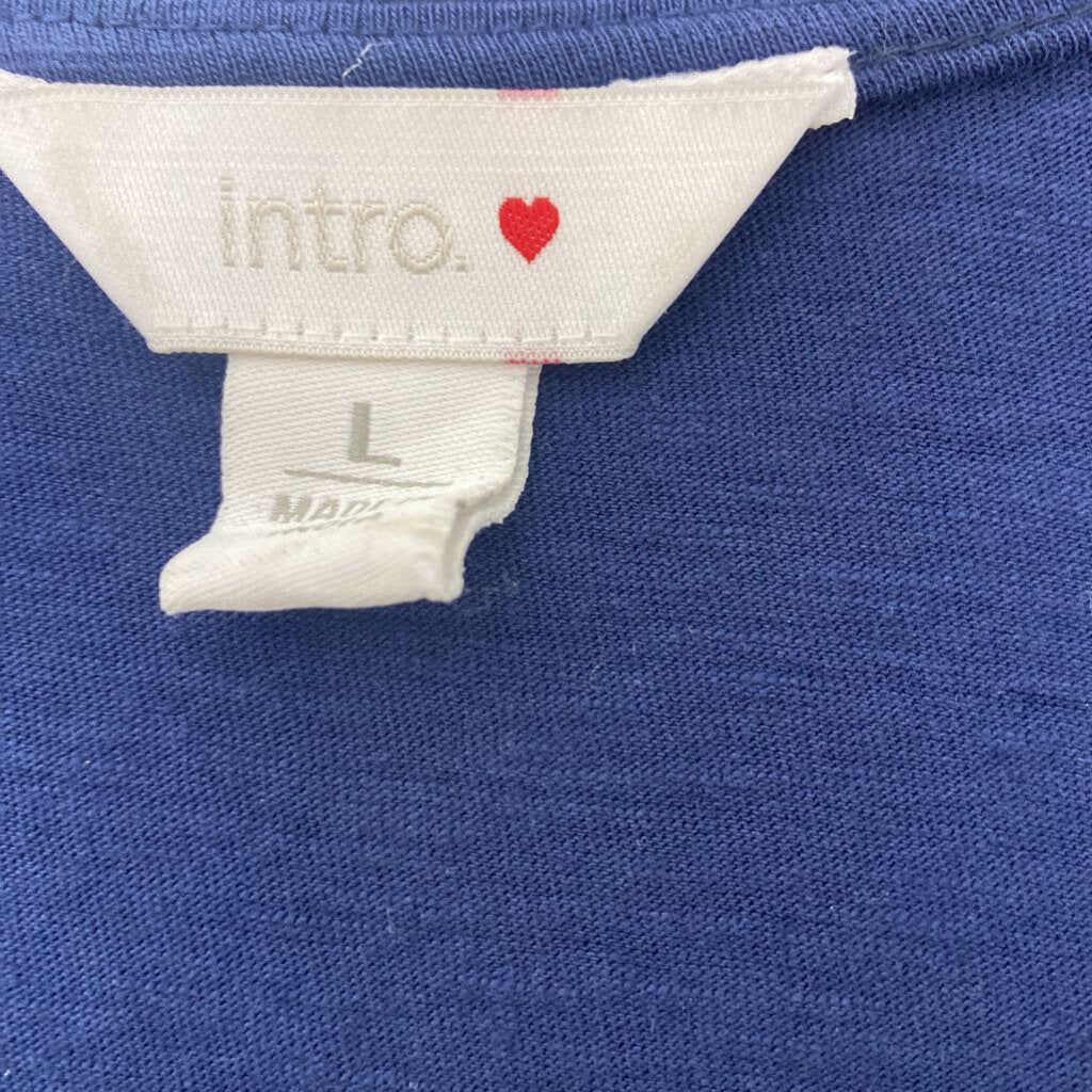 SHORT SLEEVED W/BUTTONS