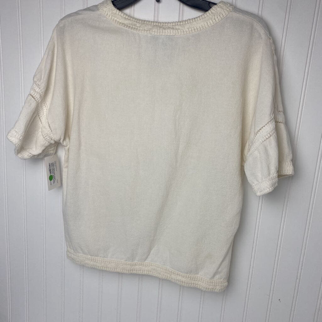 SHORT SLEEVE V NECK BLOUSE