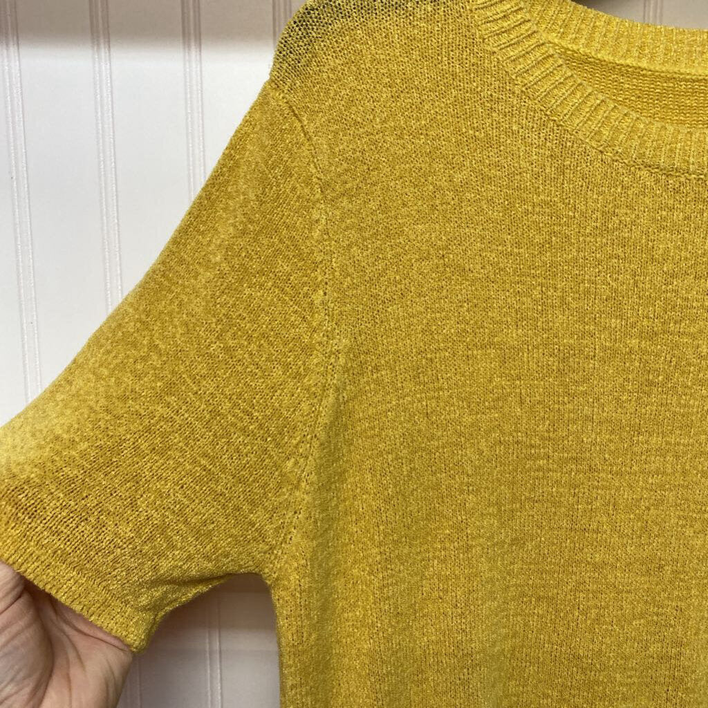 SHORT SLEEVE SUMMER SWEATER
