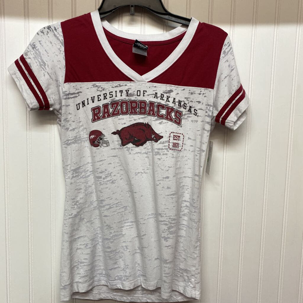 RAZORBACKS SHORT SLEEVE TOP