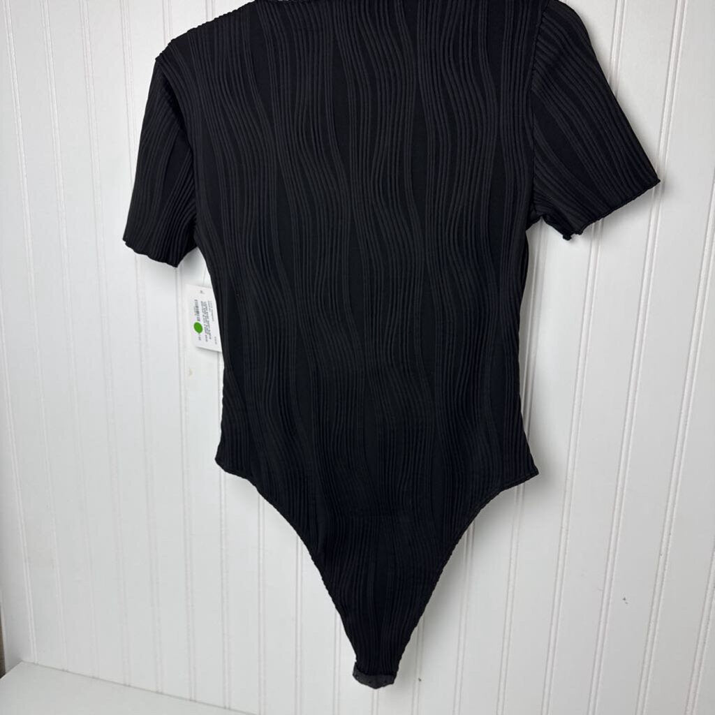 SHORT SLEEVE BODYSUIT