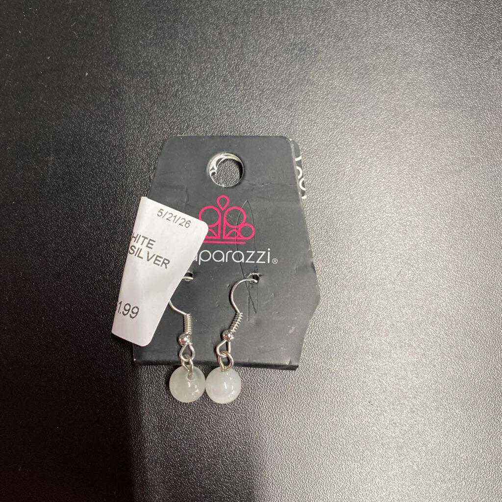 WHITE BEAD DANGLE EARRINGS