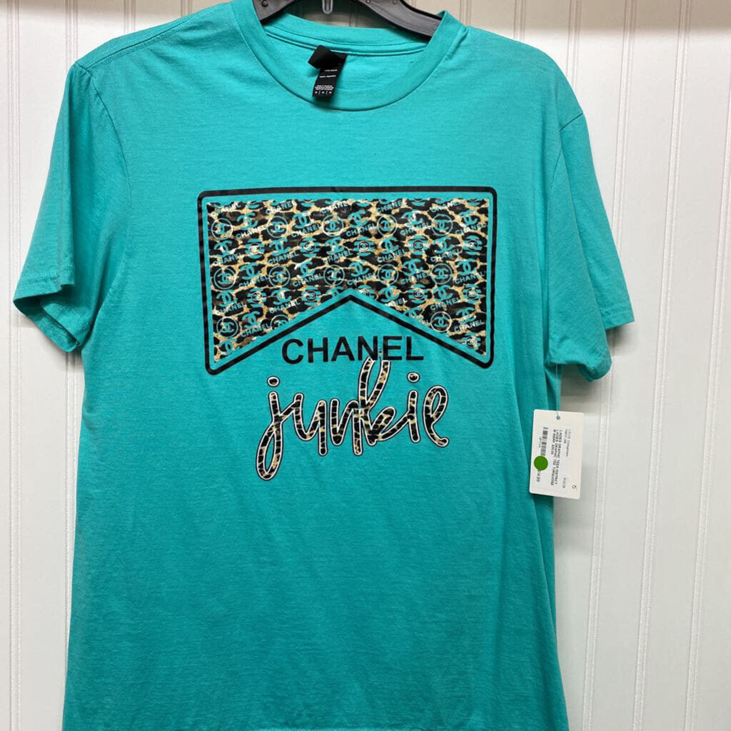 LADIES GRAPHIC TEE