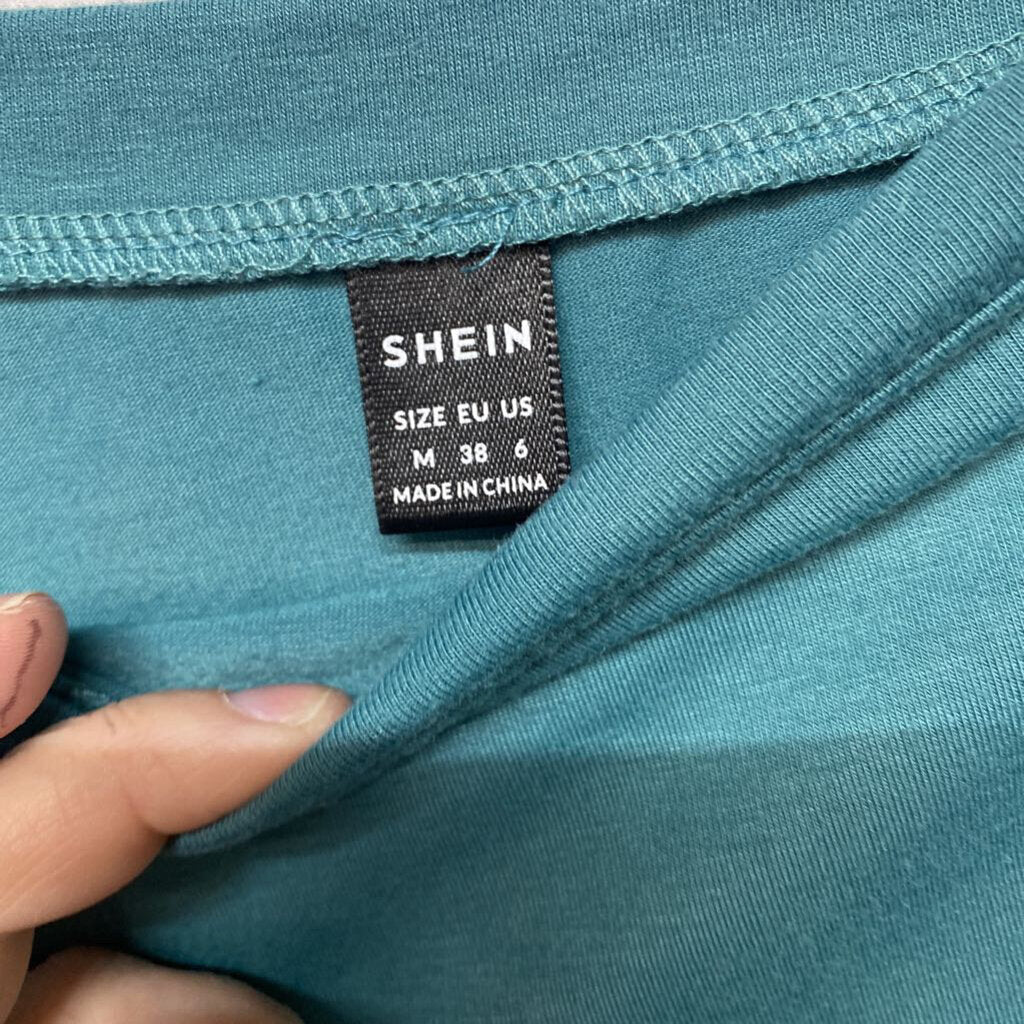 SOLID TEE