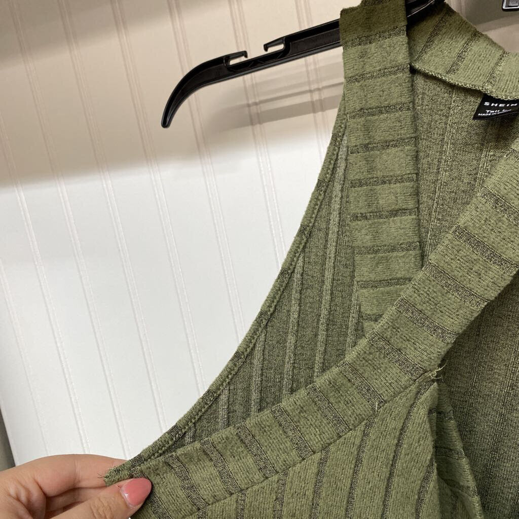 SLEEVELESS BODYSUIT
