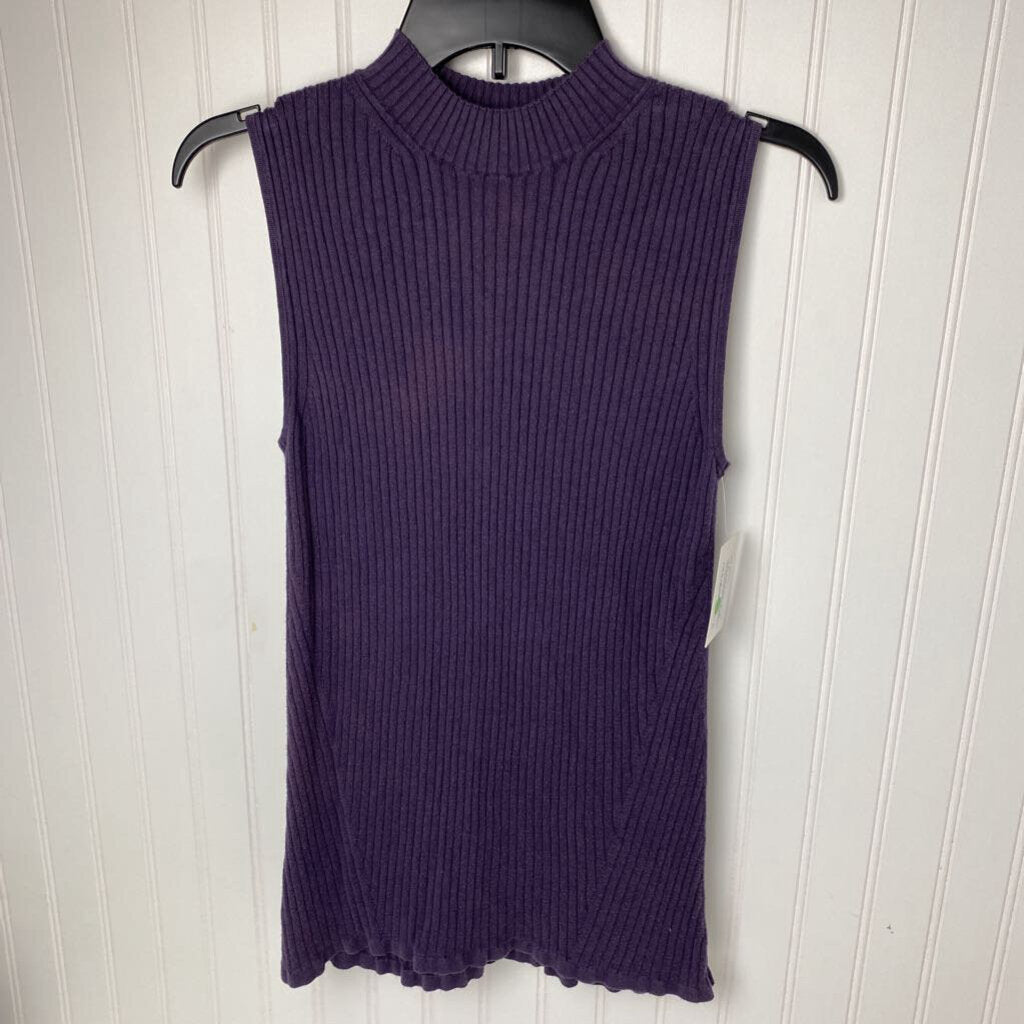SLEEVELESS RIBBED KNIT TOP