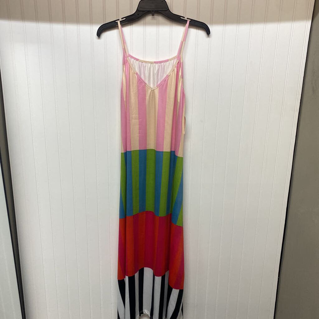 V NECK SLEEVELESS DRESS