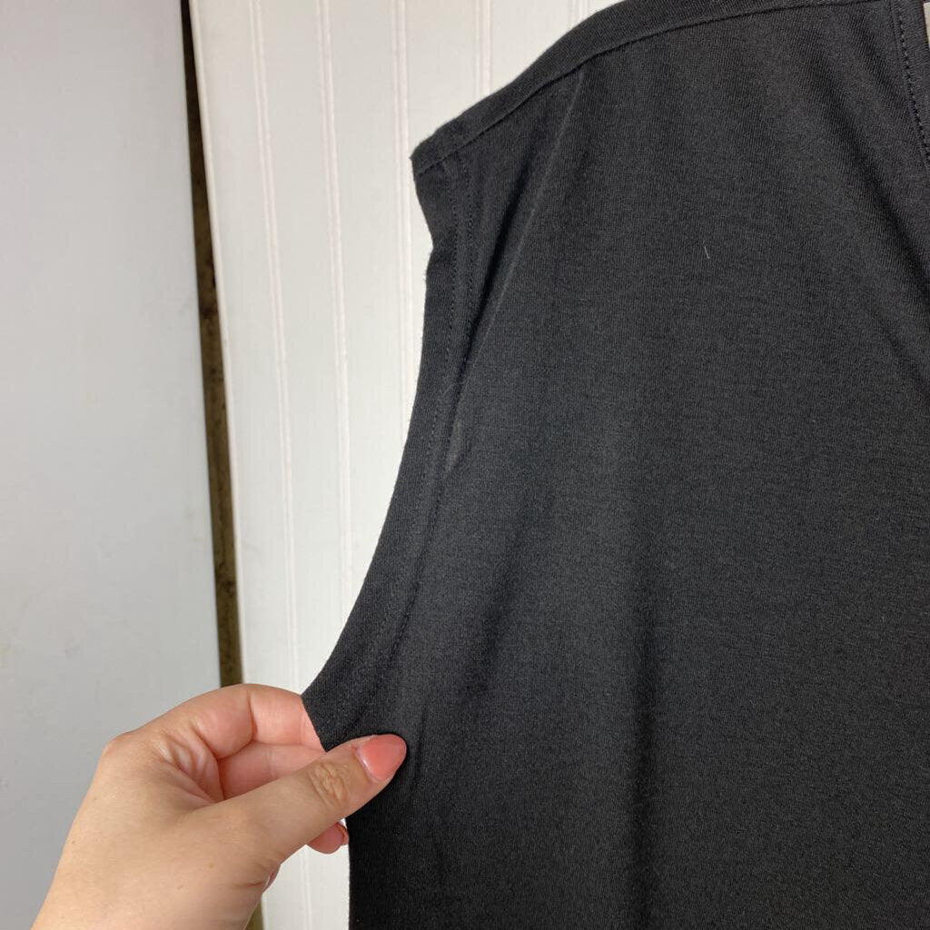 SLEEVELESS V NECK BOW TOP