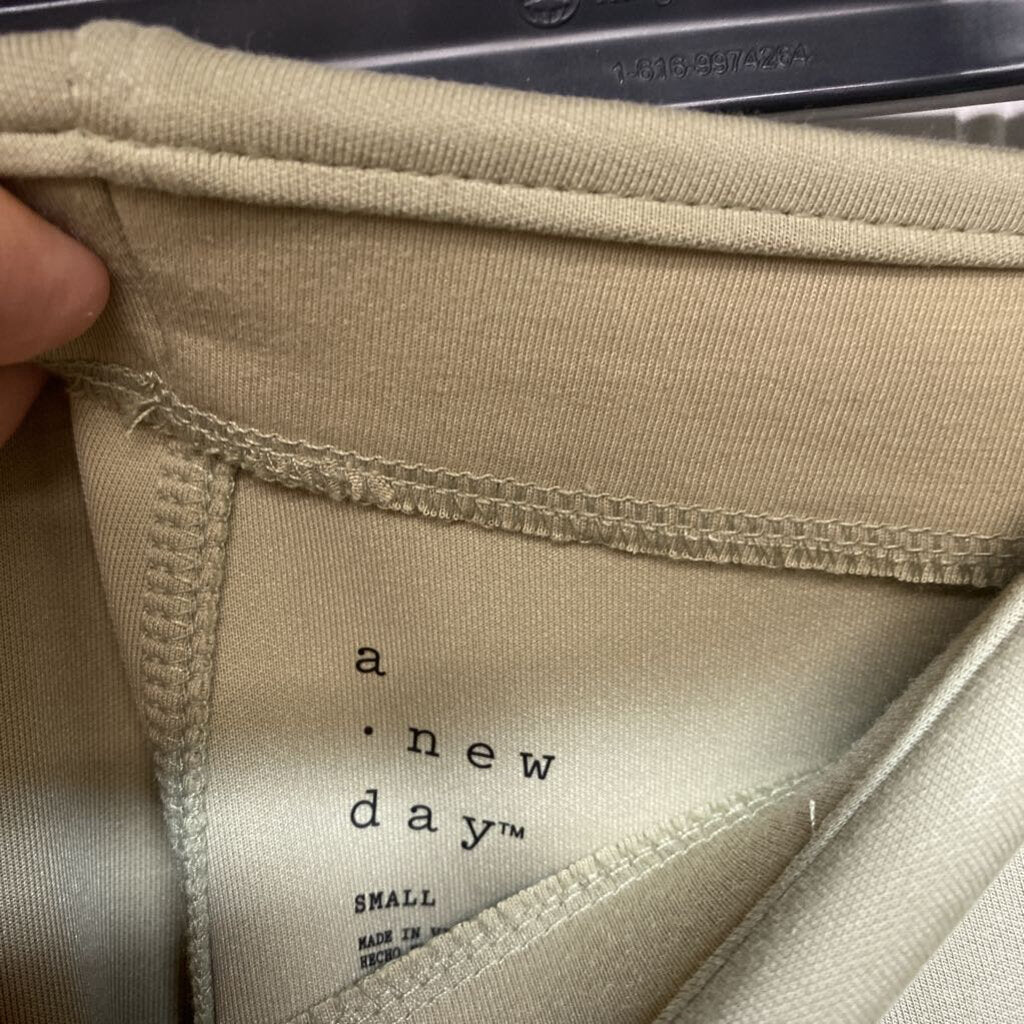 FLAT FRONT KNIT DRESS PANTS
