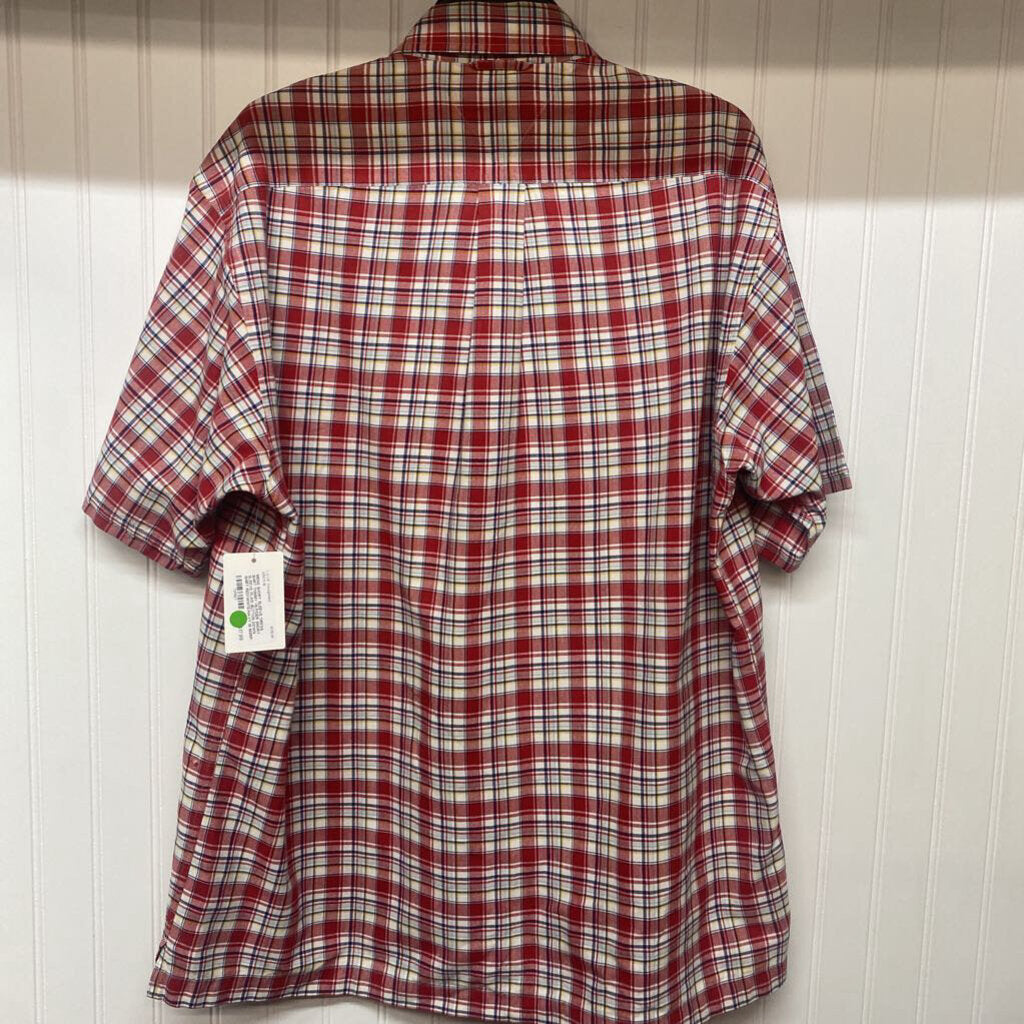 SHORT SLEEVE PLAID BUTTON DOWN SHIRT