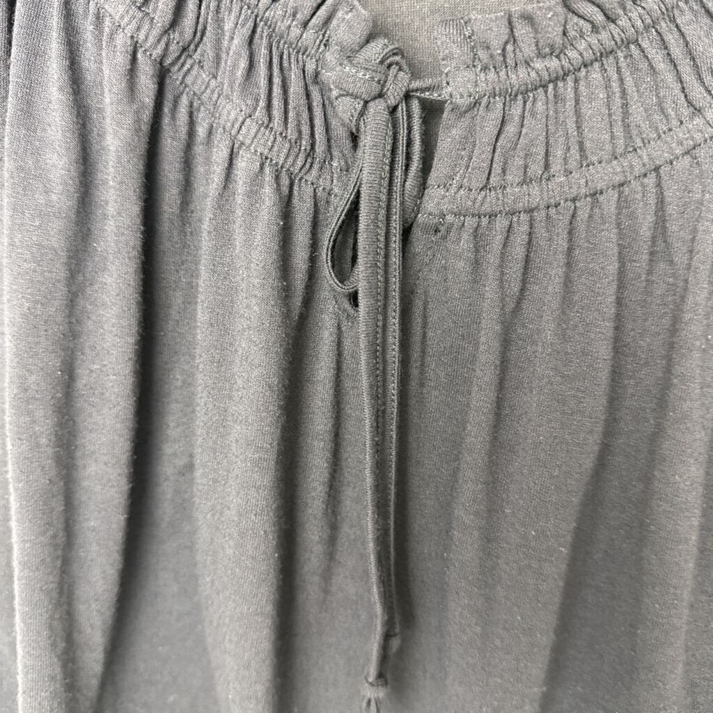 SHORT SLEEVE KNIT BLOUSE