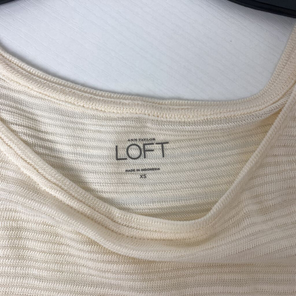 SOLID SLEEVELESS TOP