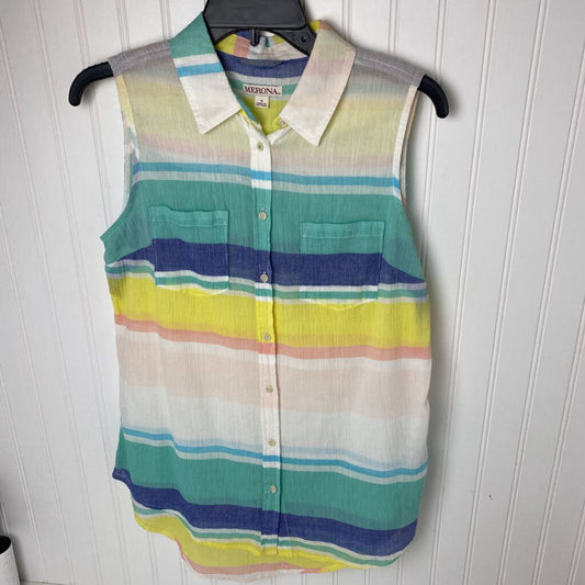 BUTTON DOWN SLEEVELESS BLOUSE