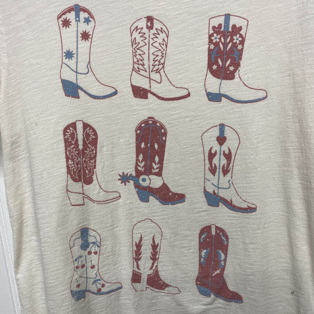 GRAPHIC TEE