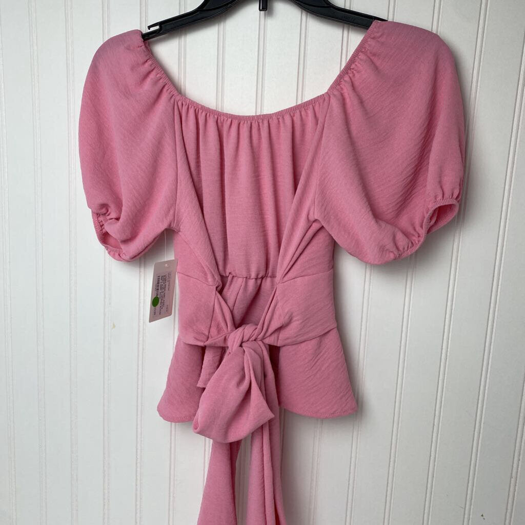 SHORT SLEEVE CROPPED BLOUSE