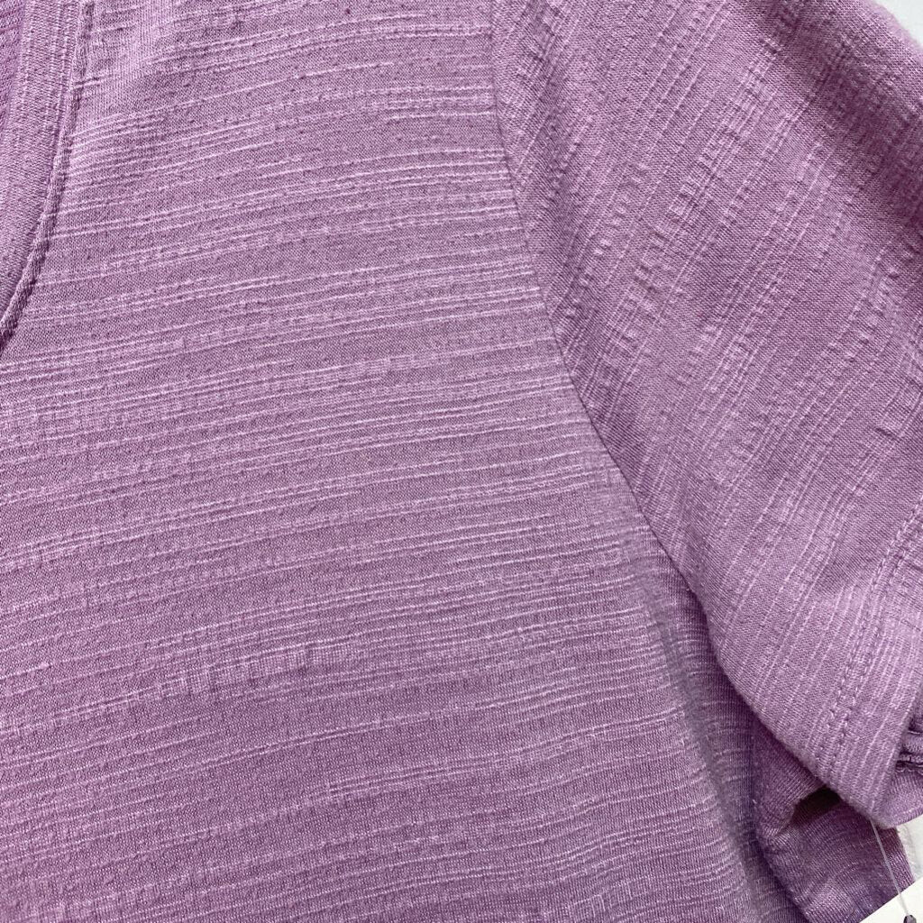 SHORT SLEEVE KNIT TOP