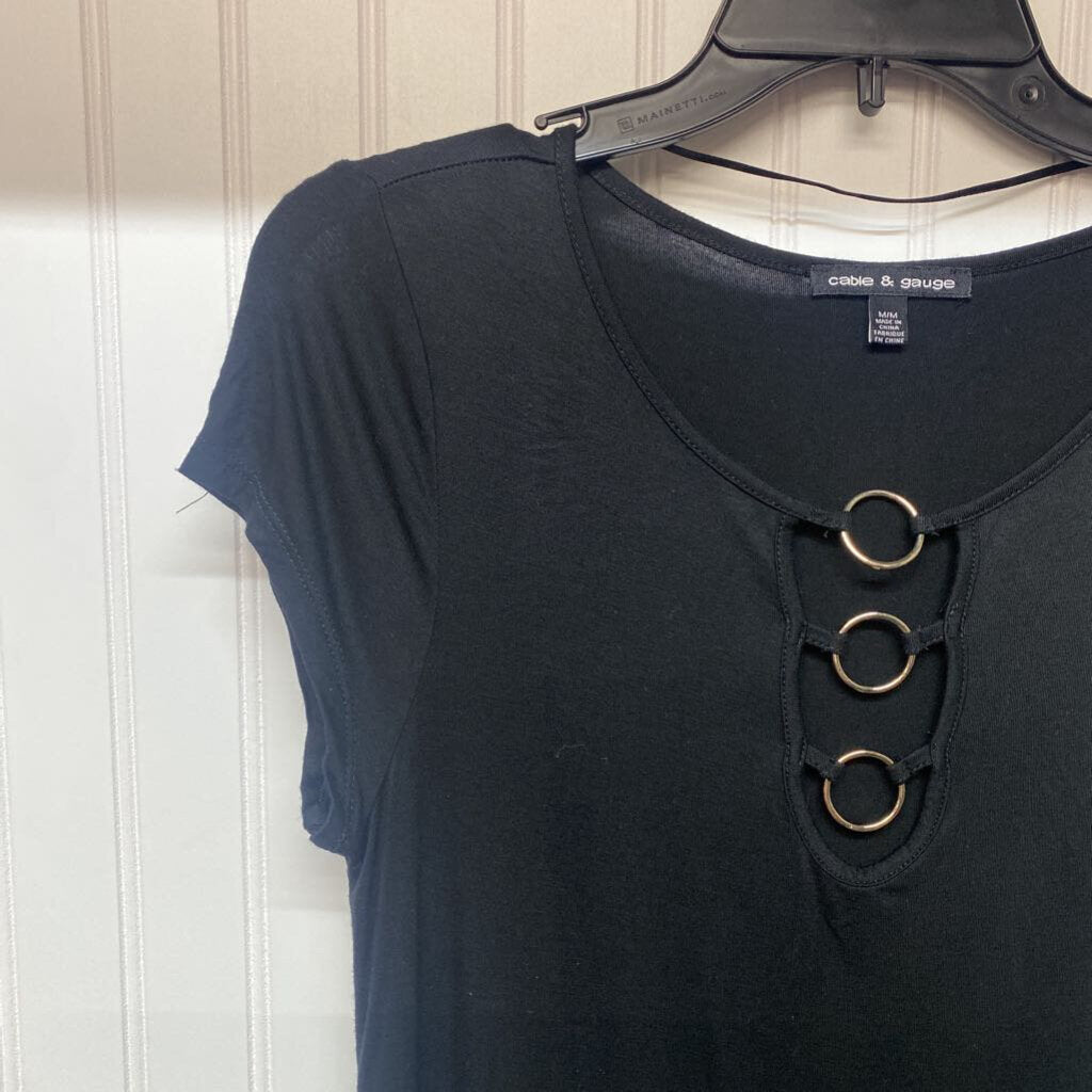 SHORT SLEEVE TOP