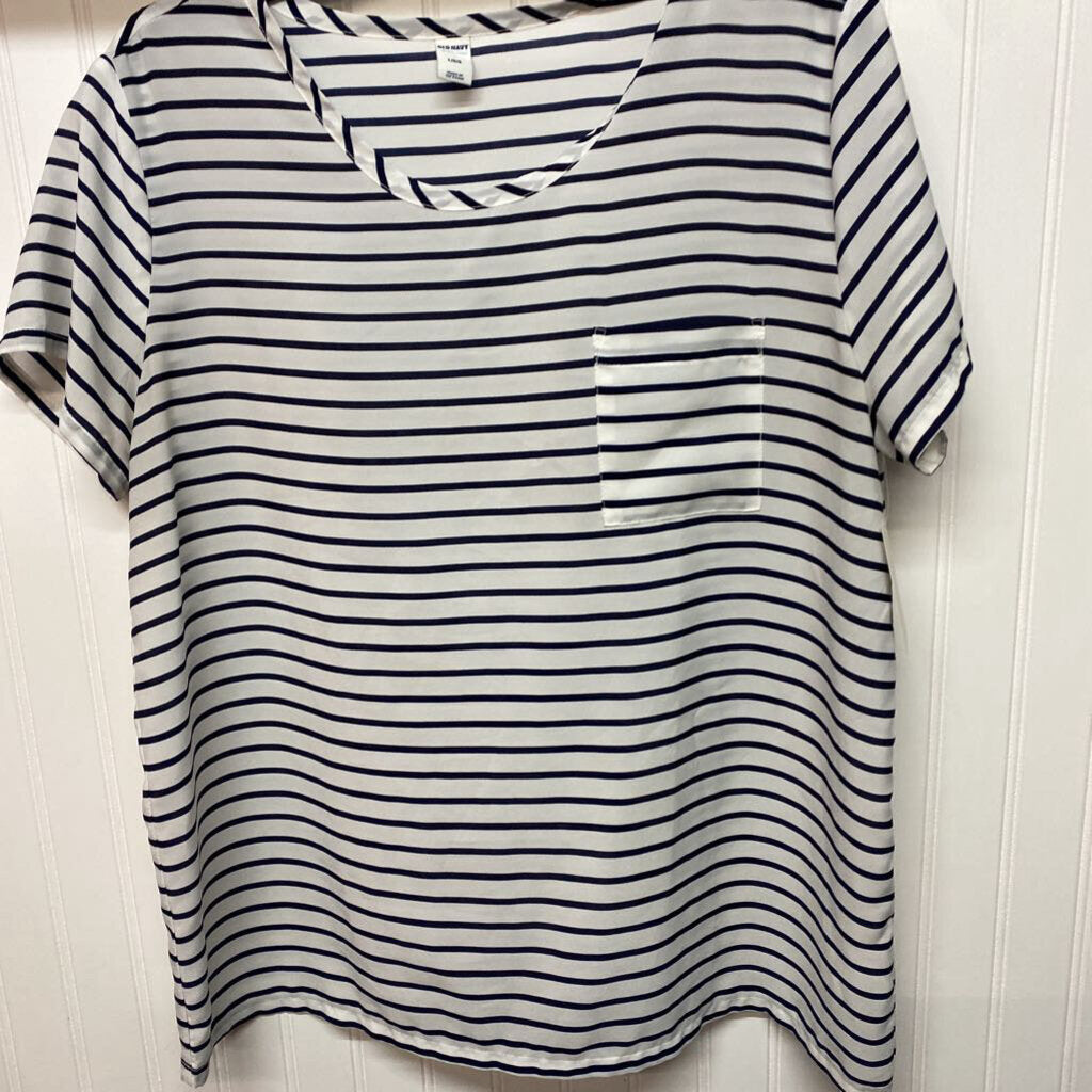 SHORT SLEEVE STRIPED SHIRT