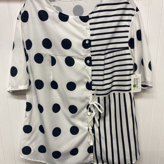 SHORT SLEEVE POLKA DOT TOP