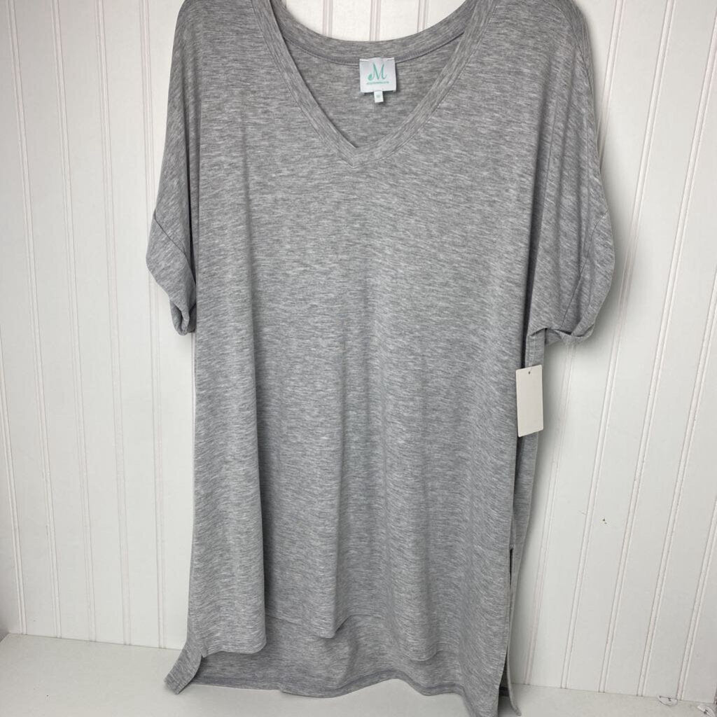 V NECK SHORT SLEEVE TEE