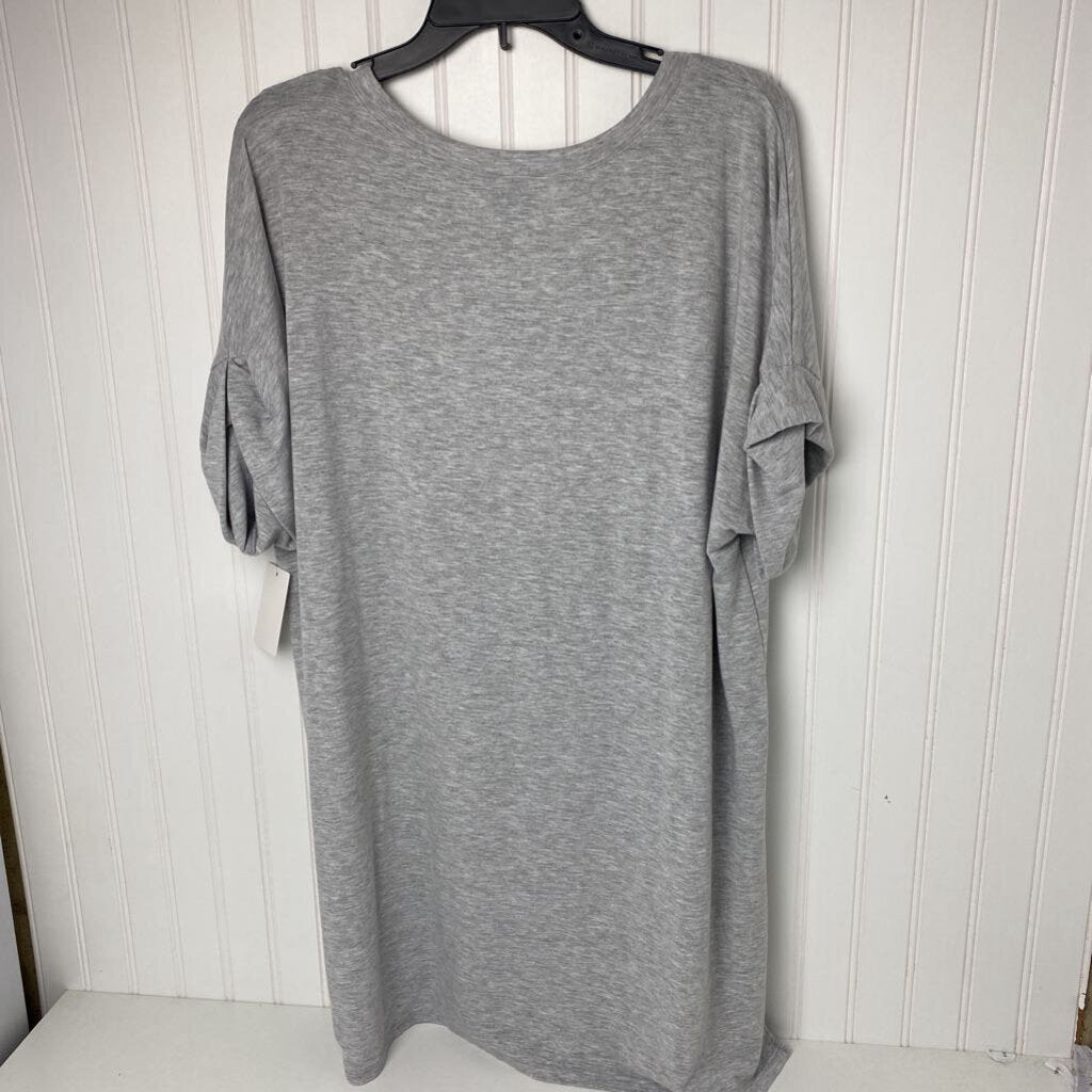 V NECK SHORT SLEEVE TEE