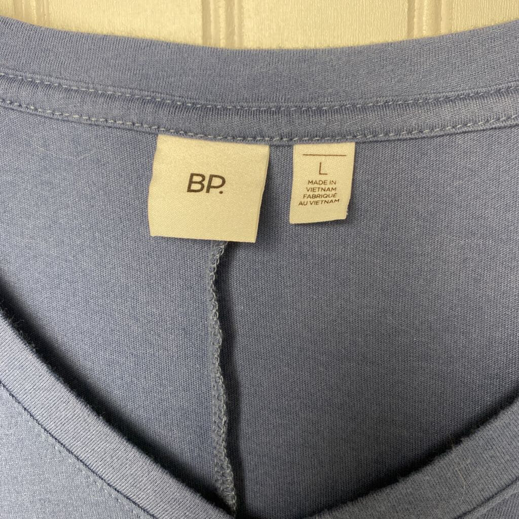 SHORT SLEEVE V NECK TEE