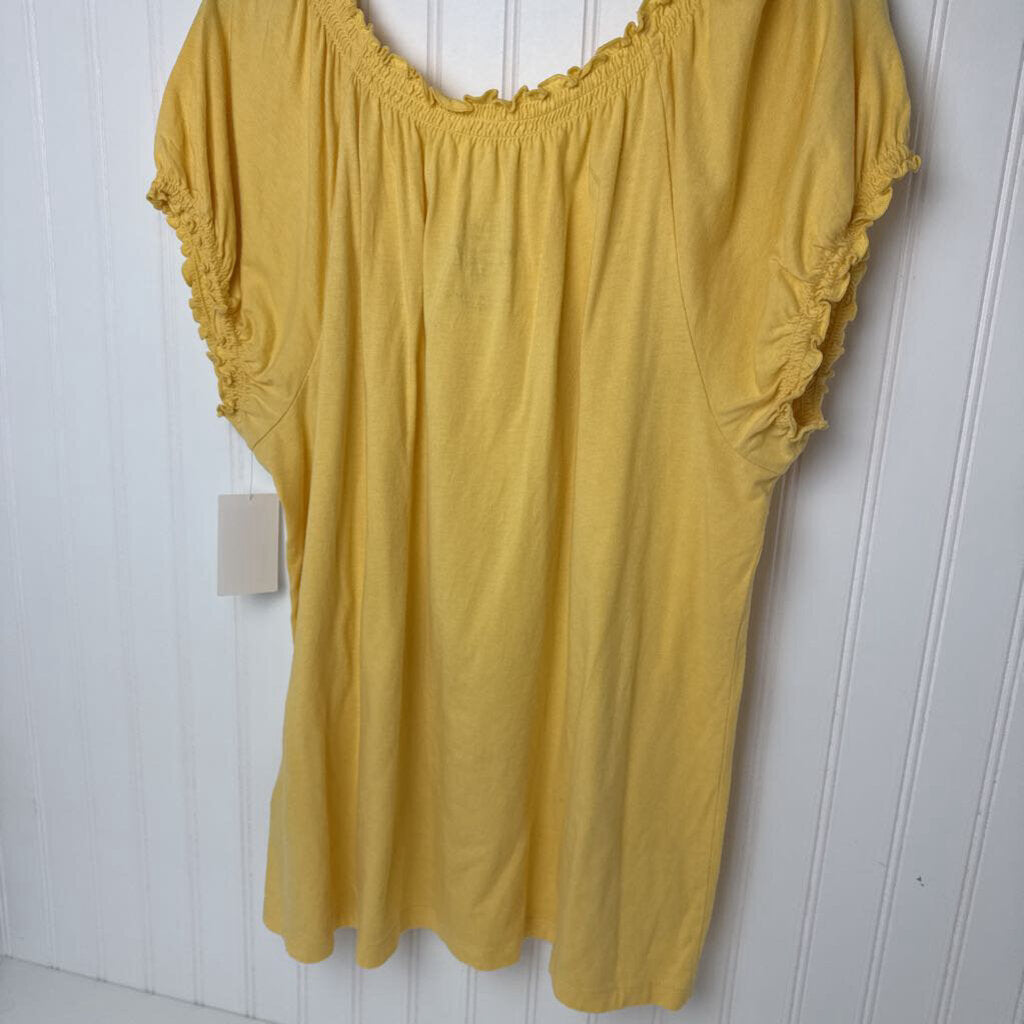 SHORT SLEEVE TOP