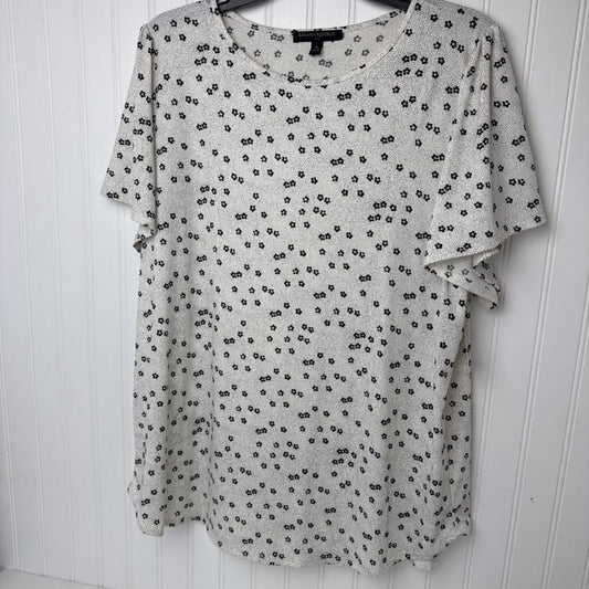 SHORT SLEEVE KNIT TOP
