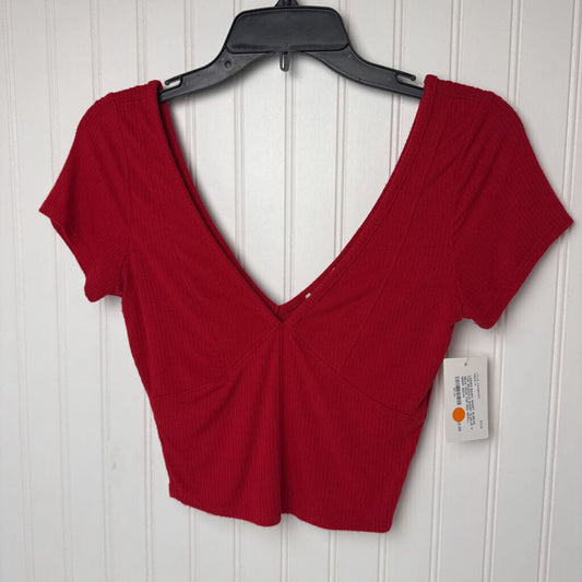 SHORT SLEEVE V NECK CROP TOP