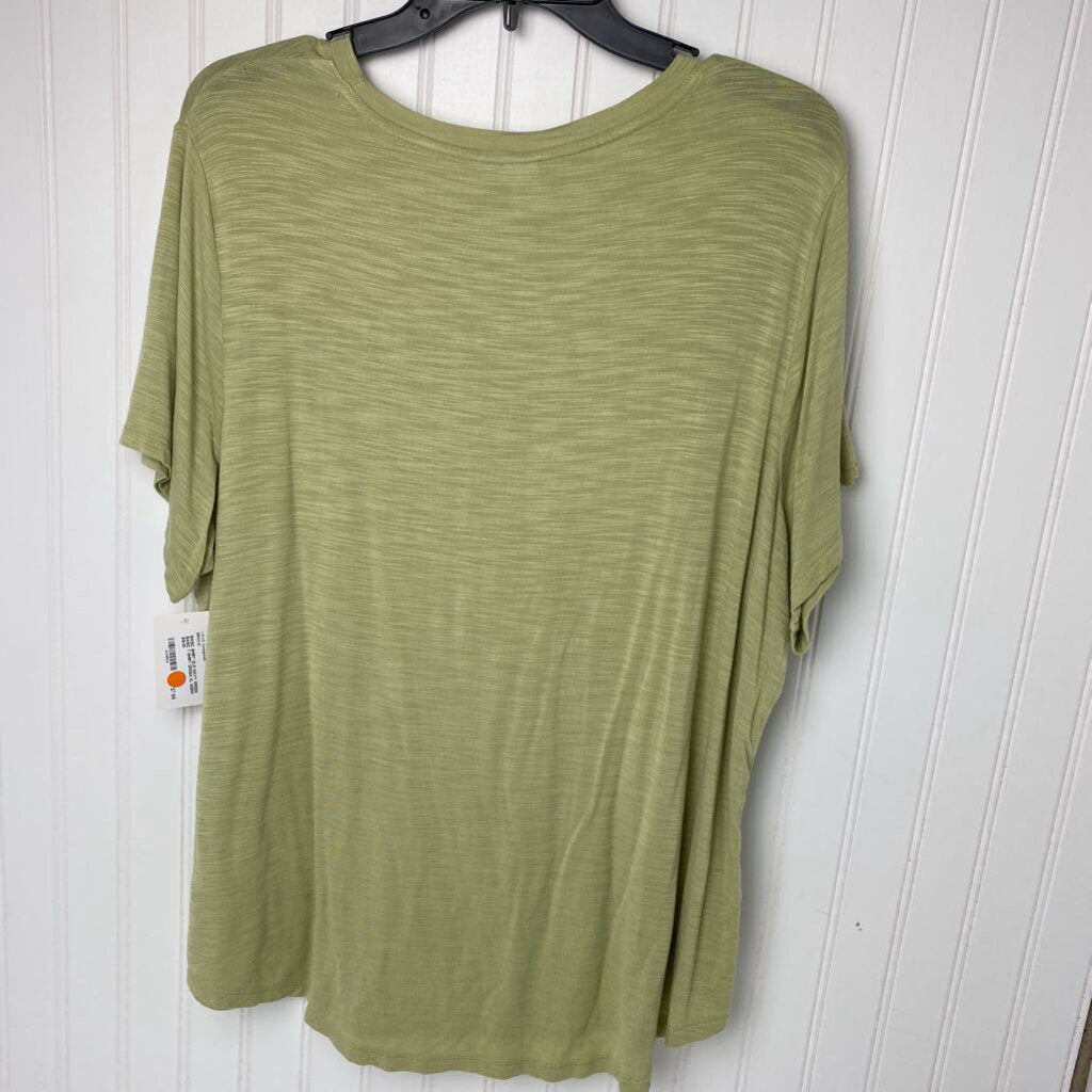 GREEN BASIC T-SHIRT