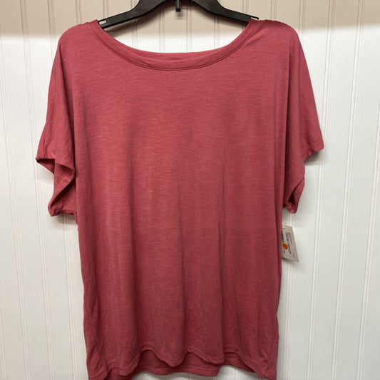 PINK T-SHIRT