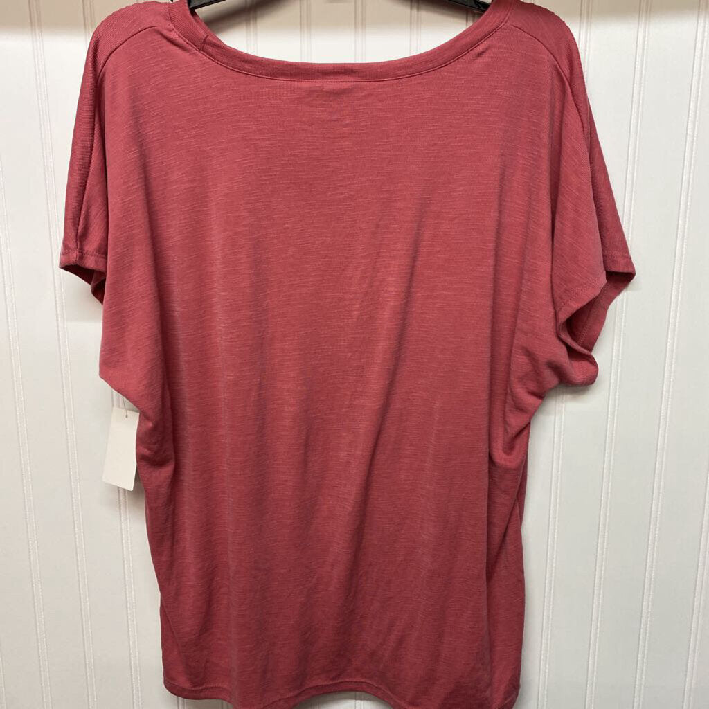 PINK T-SHIRT