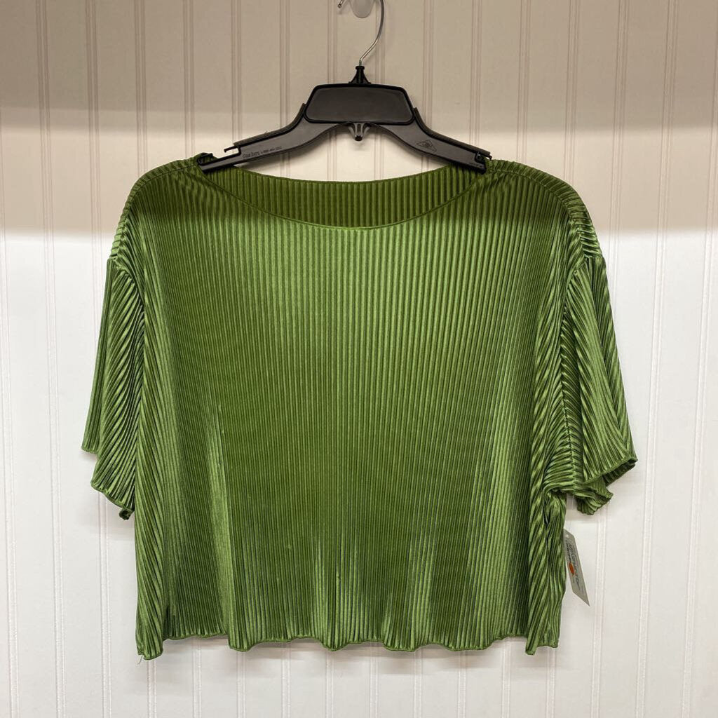 GREEN DRESS SHIRT