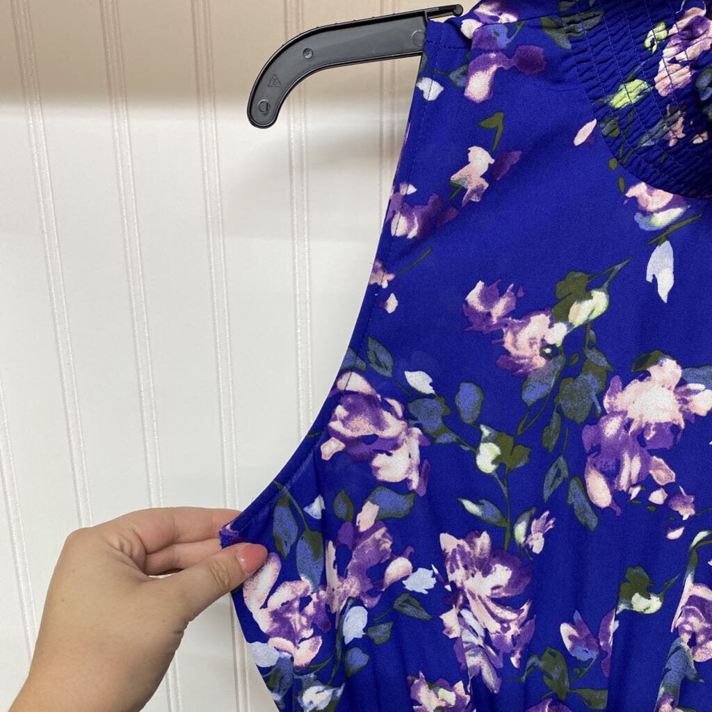 SLEEVLESS LONG DRESS