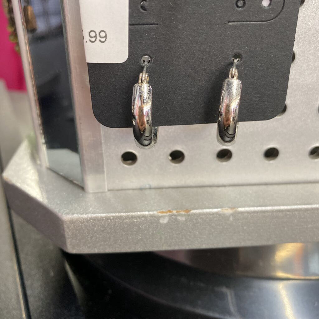 SILVER HOOP EARRINGS