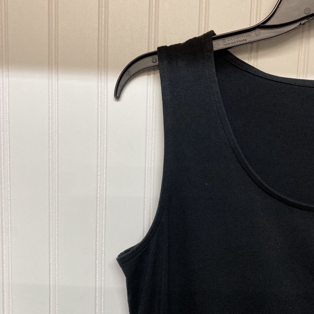 BLACK TANK TOP