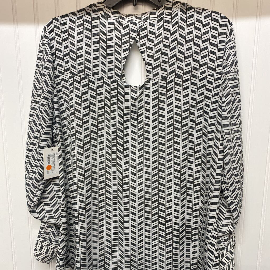 V NECK LONG SLEEVED