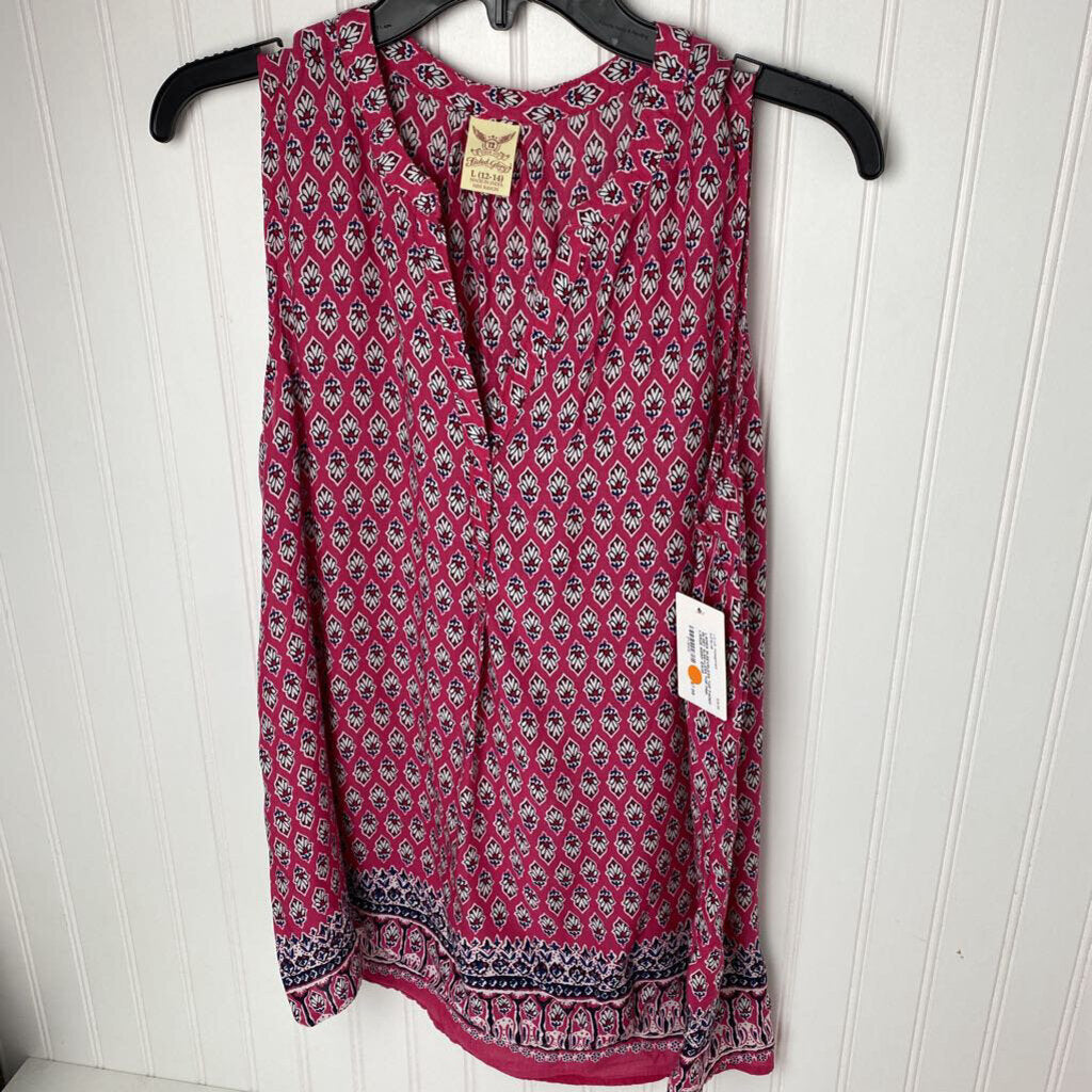 SLEEVLESS TOP