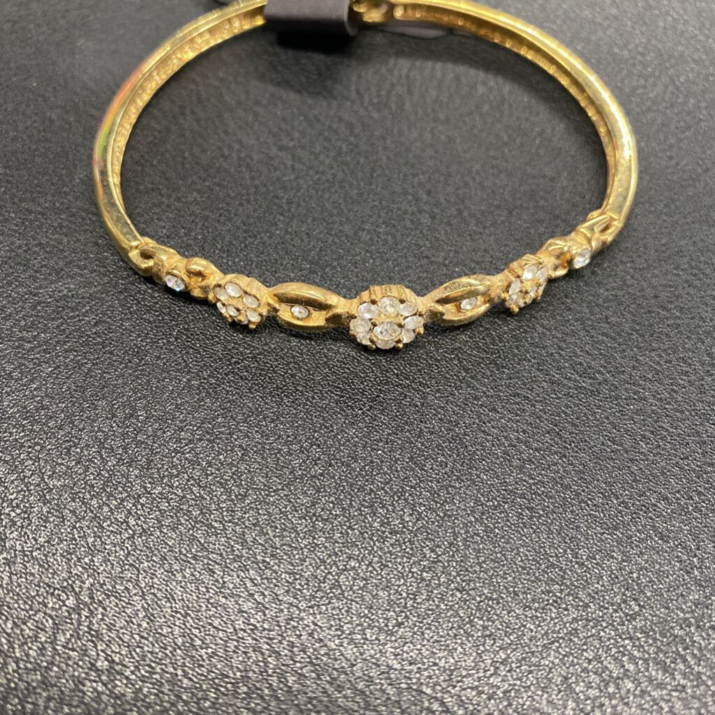 GOLD AND DIAMOND BRACELET