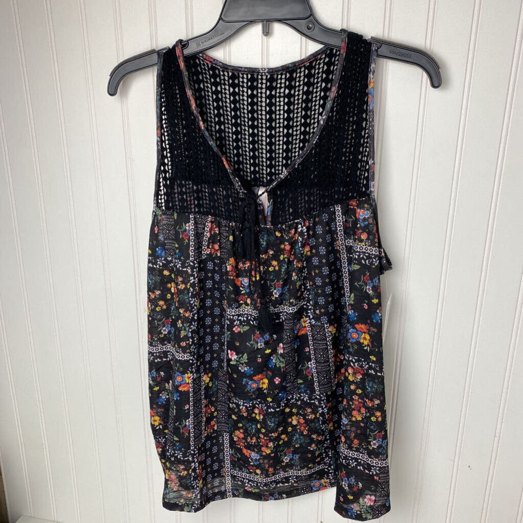 SLEEVLESS TIE FRONT