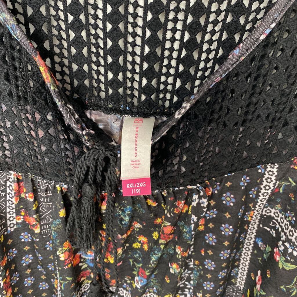 SLEEVLESS TIE FRONT